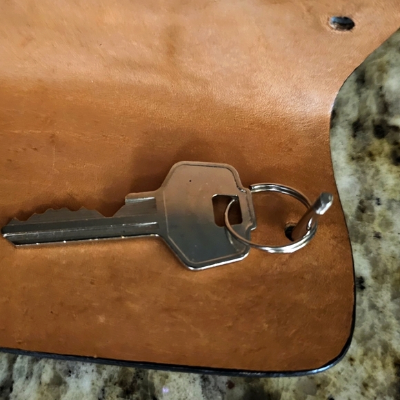 Shark skin Key cover Key chain - Picture 6 of 11